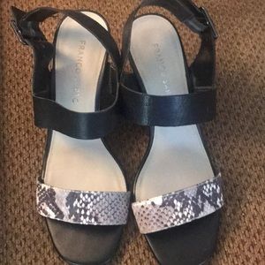 EUC Black Wedge Sandal